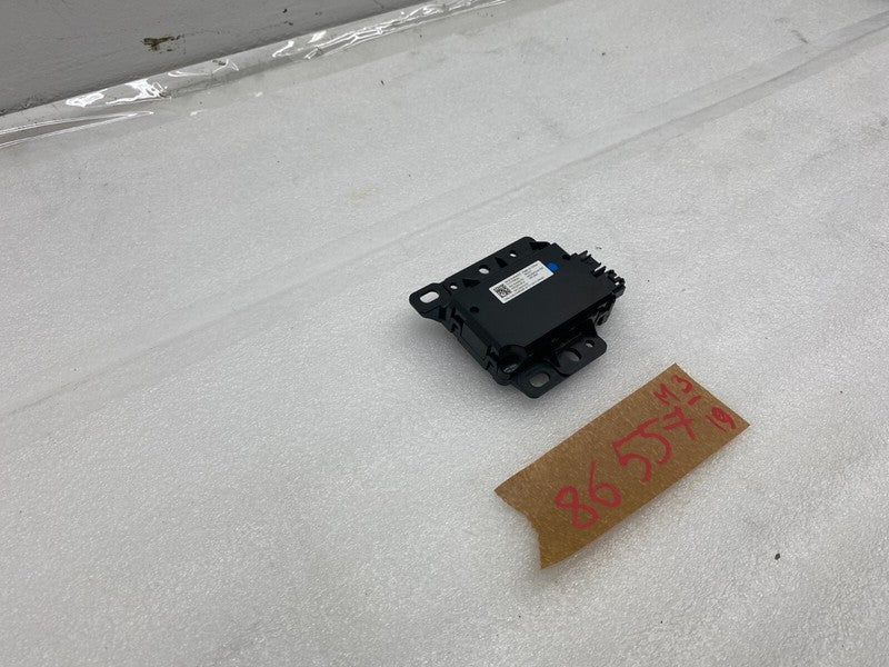 1093295 00 A ⭕ 17-20 Model 3 Center Console Front USB Hub Charger Control Module 1093295-00-A