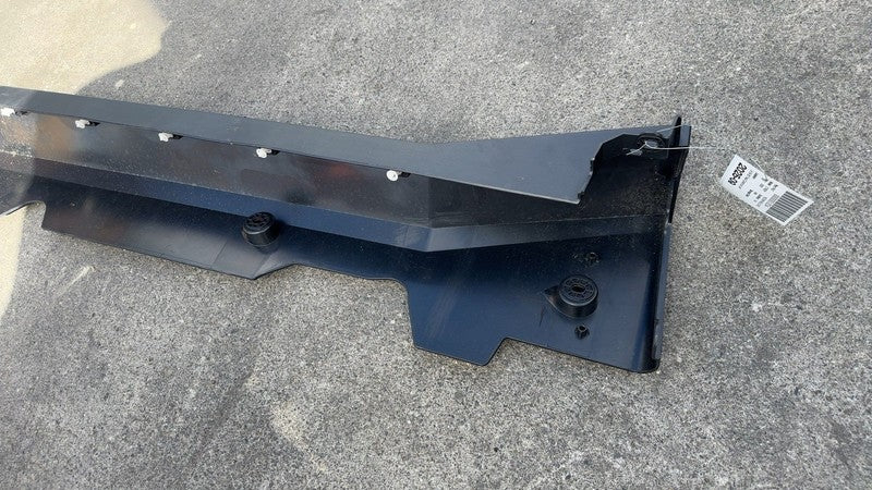 1816597-00-C ⭕ 2024-2025 Cybertruck Left Rocker Panel Skirt Trim Molding Cover 1816597-00-C