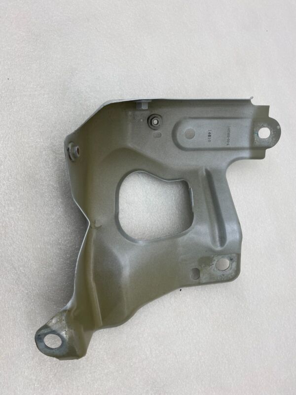 148749200A ⭕ 20-23 Model Y Front Passenger Side Fender Mount Bracket Right RH 1487492-00-A