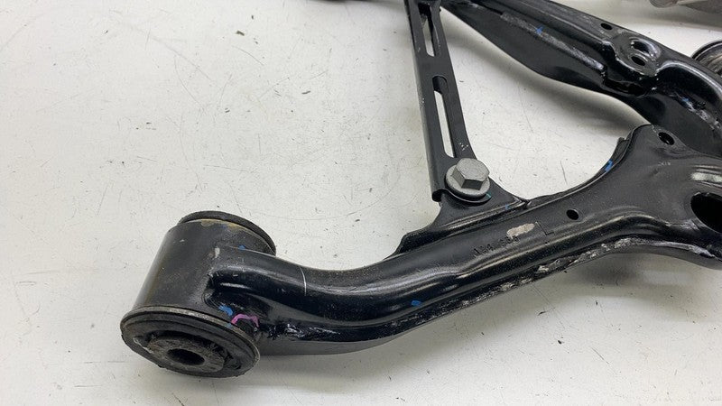 13549863 ⭕ 2025 Chevrolet Silverado 1500 Front Left Spindle Knuckle w/ Control Arm Links