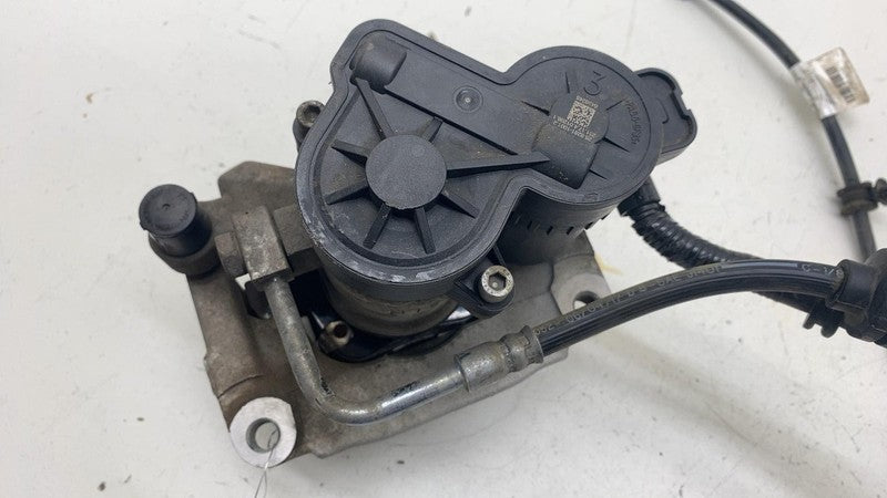 ⭕2017-2024 Chrysler Pacifica Rear Driver Side Left Brake Caliper (Single Piston)