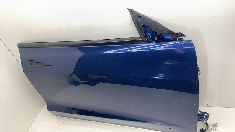 ⭕ 2021-2023 Tesla Model 3 Front Passenger Side Door Shell Panel Right