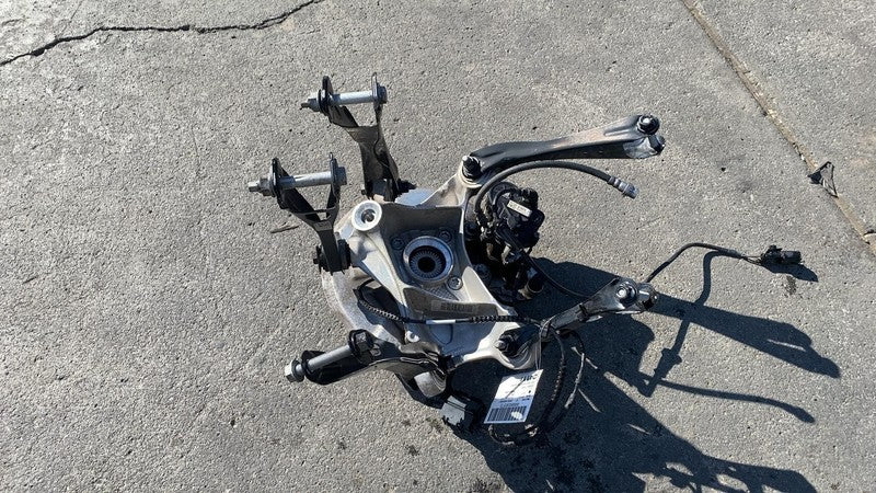 ⭕ 2014-2020 BMW i3 Rear Passenger Side Knuckle + Brake Caliper + Rotor Right RWD