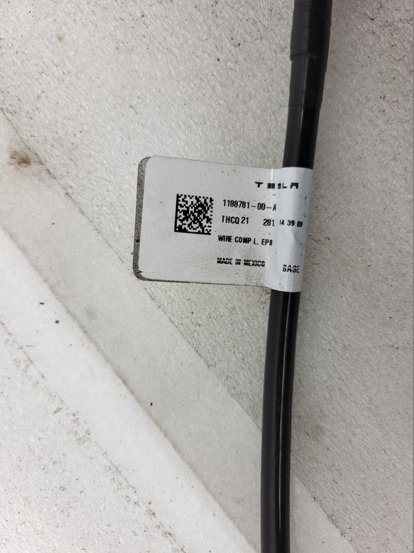 118878100A ⭕ 2020-2024 Tesla Model Y Rear Left Caliper w/ Brake Line Hose BASE 1044623-00-I