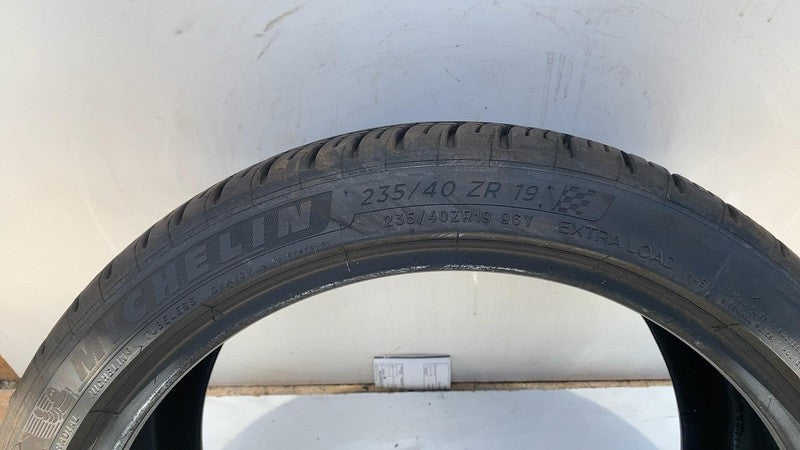 2017-2023 Tesla Model 3 M3 Michelin Wheel Tire 235/40ZR19 Pilot Sport