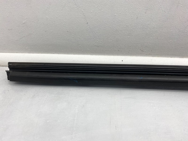 ⭕ 21-24 Model S Front Passenger Side Door Window Inner Belt Rubber Seal Right RH