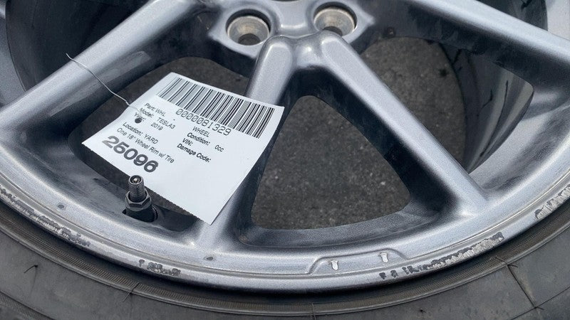 104422100C ⭕ 2017-2020 Tesla Model 3 Wheel Rim 18x8.5J+40MM + Toyo Tire 235/45 1044221-00-C