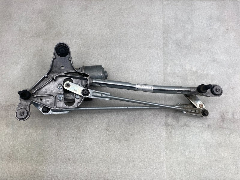 107672500F ⭕2017-2023 Model 3 Front Windshield Wiper Motor & Linkage w/ Module 1076725-00-F