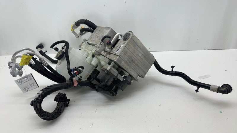 1549902-00-C 20-23 Model Y Supermanifold Refrigerant Chiller + Coolant Reservoir 1549902-00-C