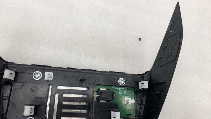 ⭕ 2022-2024 Lucid Air Rear Center Console Display Screen Monitor P11-N