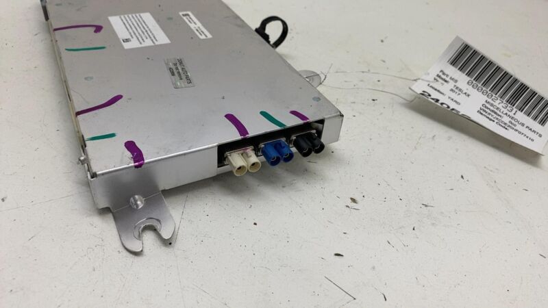 104545100H 2016-2020 Tesla Model X MX Central Body Control Module Computer 1045451-00-H OEM