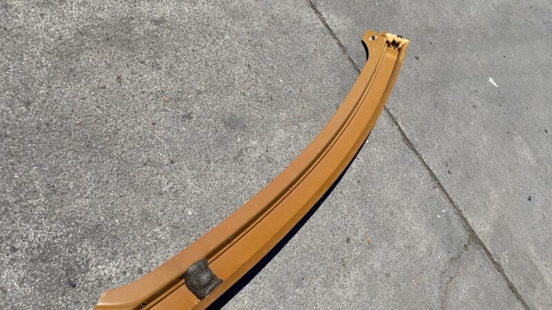 1051904S0A 2021-2023 Tesla Model X Front Driver Side A-Pillar Outer Frame Panel Cutout Left