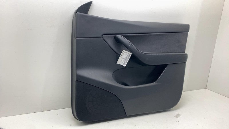 1498461-00-A ⭕ 20-24 Tesla Model Y MY Front Passenger Side Door Panel Trim Card Cover Right