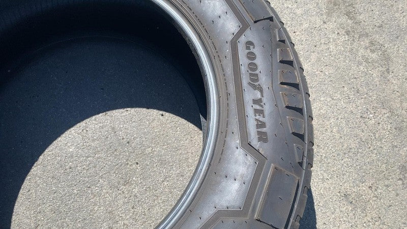 ⭕ Good Year Tire M+S LT285/65 R20