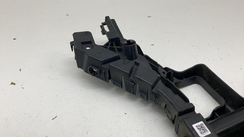 31663653 ⭕2021-2023 Polestar 2 Rear Passenger Bumper Mount Support Bracket Right 31663653