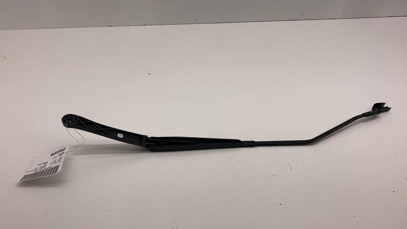 105339900A 2012-2020 Tesla Model S Front Passenger Windshield Wiper Arm Right 1053399-00-A