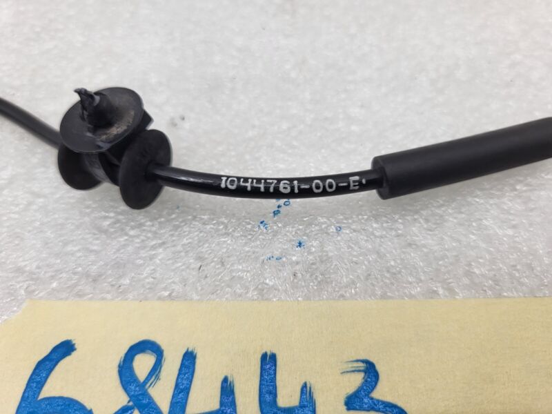 104476100E 17-22 Model 3 Front Left or Right Anti-Lock ABS Wheel Speed Sensor 1044761-00-E