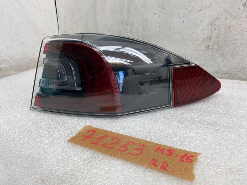 6005919-00-E ⭕12-20 Tesla Model S Right Taillight LED Tail Lamp & Door Reflector 6005919-00-E