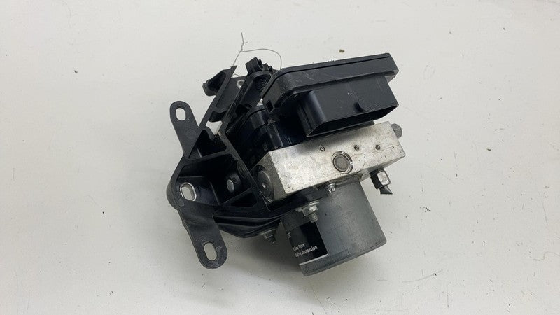 ⭕ 17-23 Tesla Model 3 Anti-Lock Brake System ABS Pump Module Unit 1044