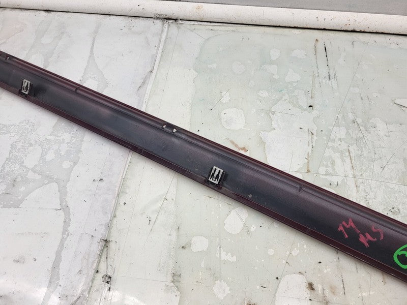 1012217-00-F ⭕12-23 Tesla Model S Passenger Side Skirt Molding Scuff Plate Right 1012217-00-F