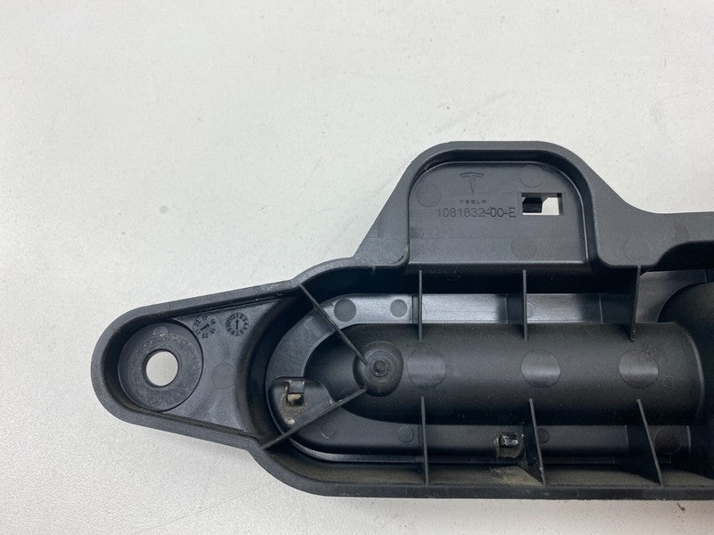 108183289E ⭕ 2017-2020 Tesla Model 3 Front or Rear Outside Door Handle Right 1081832-89-E