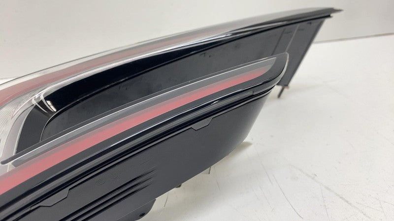 1691498-00-F ⭕ 24-25 Model 3 Rear Driver Side Taillight Quarter Tail Lamp Left 1691498-00-F