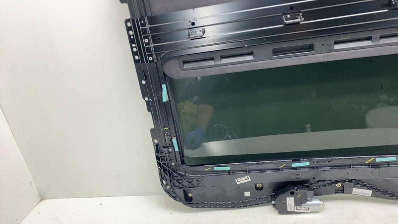 ⭕ 2014-2020 Maserati Ghibli Overhead Roof Sunroof Moonroof w/ Shade &