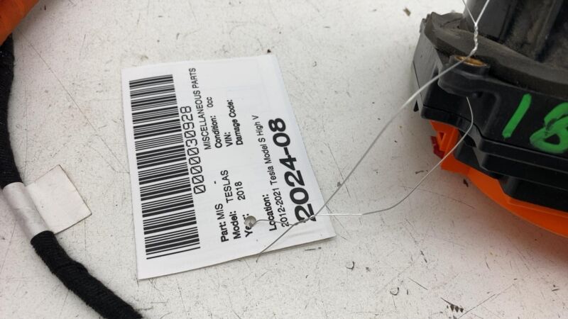 102604100O 2014-2020 Tesla Model S High Voltage Inlet Chargeport w/ Harness Charging Cable