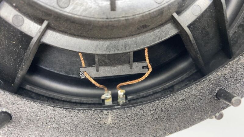 100483304A 2012-2020 Tesla Model S X Front Left & Right Door Audio Speaker Mid Woofer 200MM