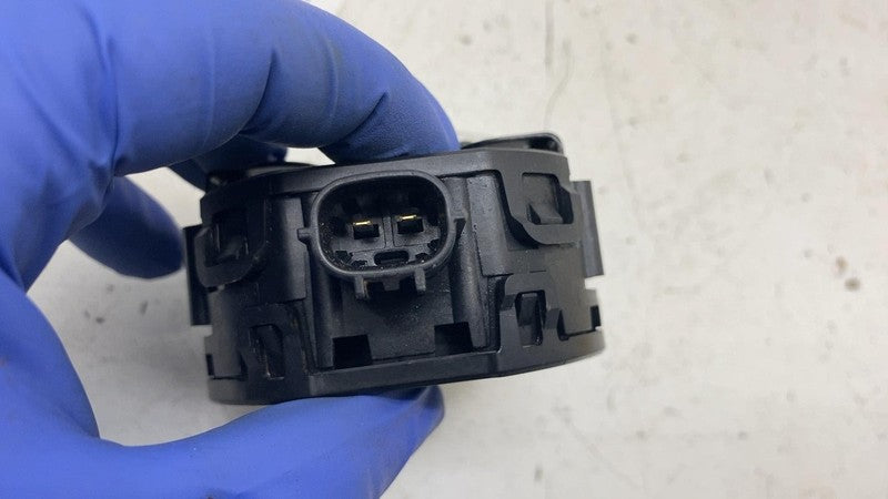 8657012030 ⭕ 2021-2025 Toyota Prius Pedestrian Warning Alert Speaker w/ Bracket 86570-12030