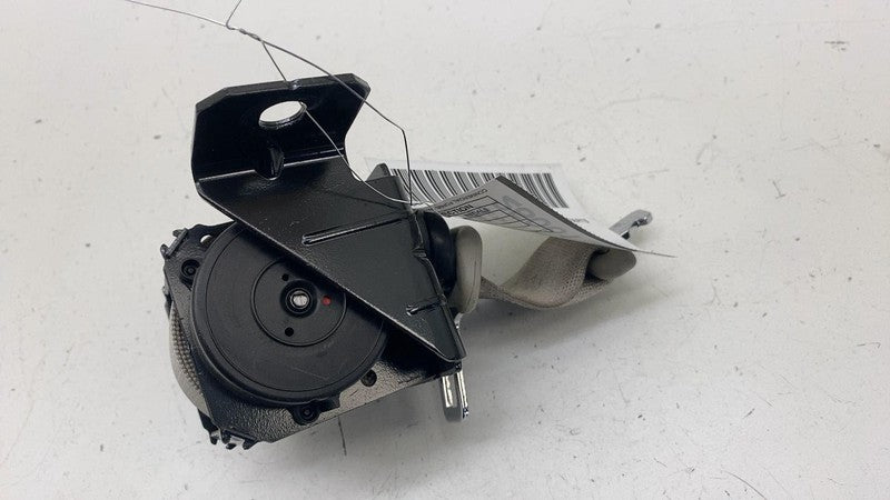 6361238 ⭕ 2017-2024 Chrysler Pacifica Rear 3rd Row Center Seat Belt & Retractor 6361238