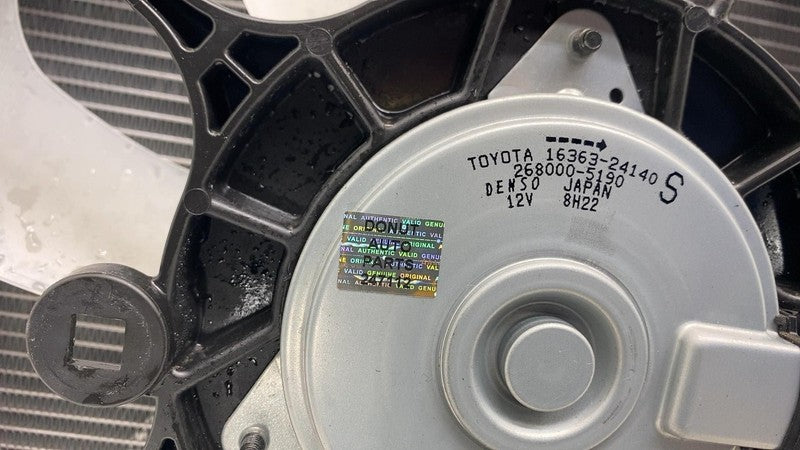⭕2023 2024 Toyota Prius Front Main Radiator Condenser Cooling Fan Moto