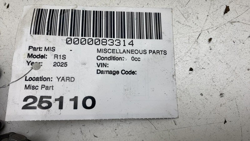 PT00876686A ⭕ 2025 Rivian R1S Engine Coolant Auxiliary Water Pump w/ Bracket PT00876686-A