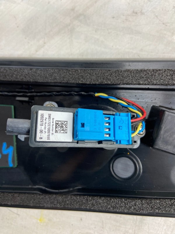 1109253 75 D ⭕ 17-20 Model 3 Left B-Pillar Applique Glass Trim Molding w/ Camera 1109253-75-D