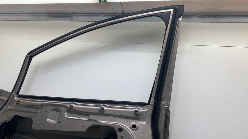 ⭕ 17-24 Chrysler Pacifica Front Passenger Side Door Shell Panel Right Gold - PTE