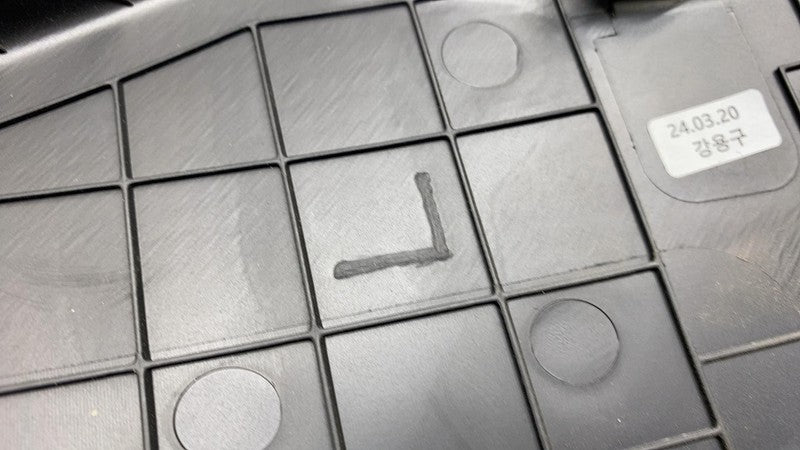 84159CV000 2022-2024 Kia EV6 Front Driver Side Fender Apron Upper Bracket Cover Left Assy