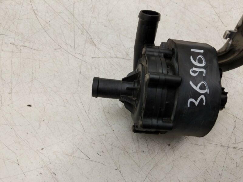 Does Not Apply 2016-2020 Tesla Model X Front Electric Auxiliary Cooling System Coolant Pump OEM