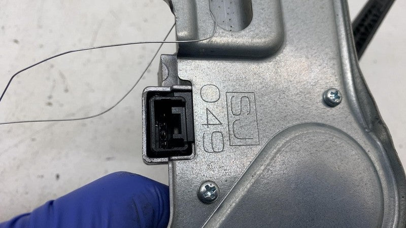 2019-2021 Subaru Forester Rear Tailgate Liftgate Window Wiper Arm Motor Assembly