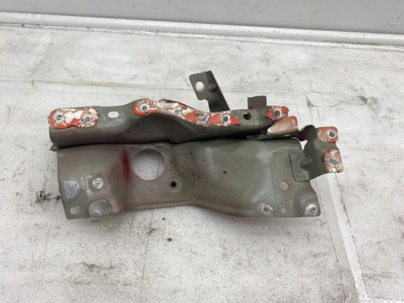 ⭕ 2015-2020 Tesla Model X MX Front Passenger Side Upper Apron Cut Out Right OEM