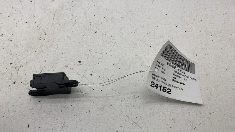 PT00039253G 2022-2024 Rivian R1T R1S Front Radio Antenna Amplifier Control Module Assembly