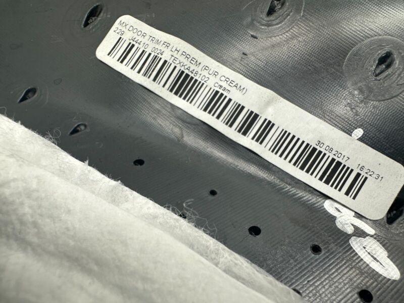 105532722J ⭕ 2016-2020 Tesla Model X MX Front Left Door Panel Trim Card Cover 1055327-22-J