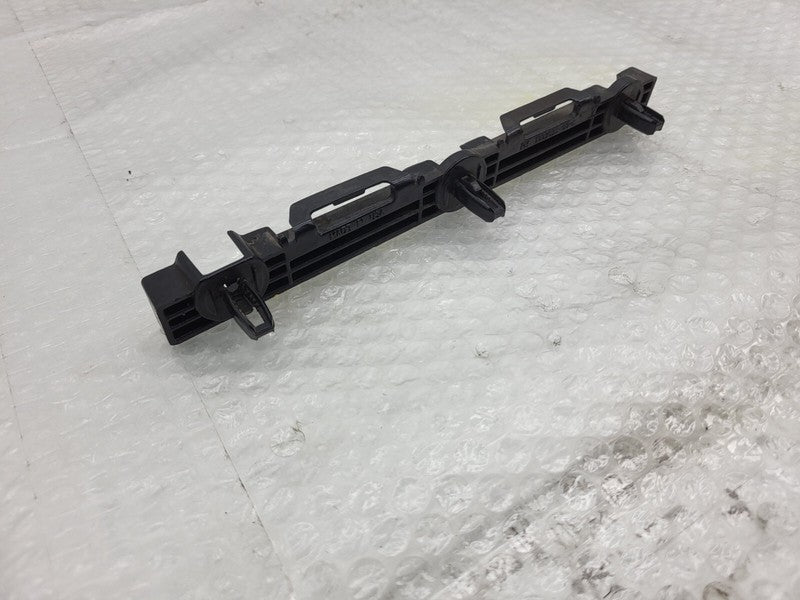 100369300C ⭕ 12-20 Model S MS Front Passenger Skirt Rocker Panel Bracket Right 1003693-00-C