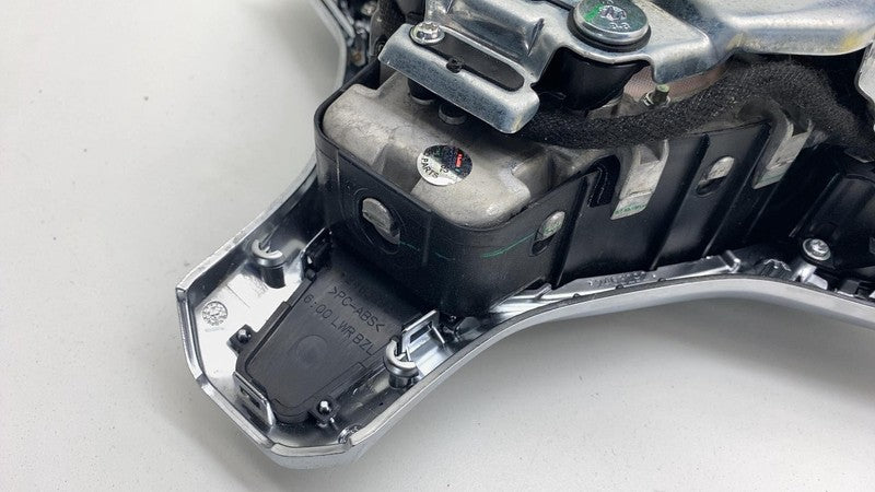 101426501C 2012-2015 Tesla Model S Steering Wheel Airbag Module w/ Retainer Plate Bracket