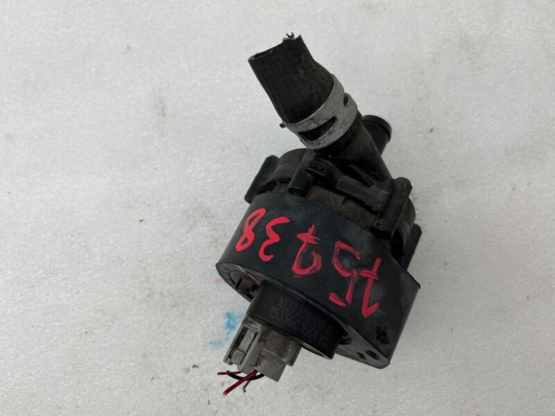103732800D 2016-2020 Tesla Model X MX Cooling System Auxiliary Coolant Water Pump Assembly