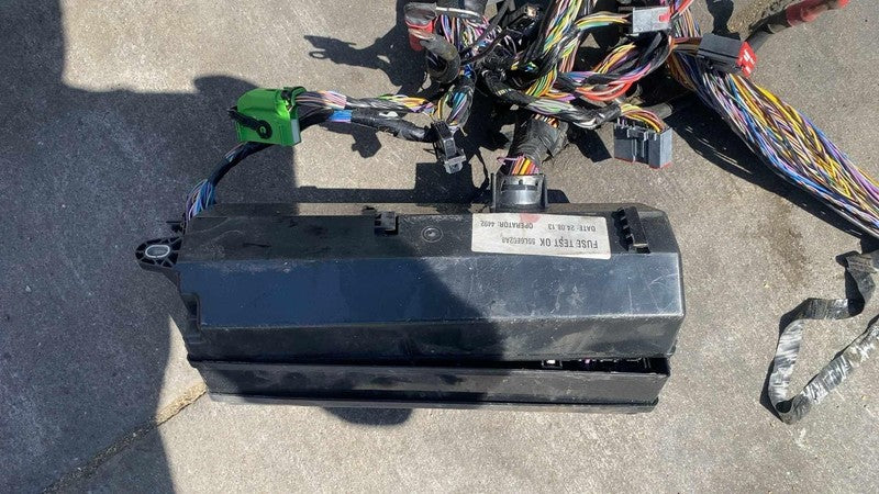 ⭕ 2014-2017 Range Rover Sport Engine Bay Wiring Harness Fuse Box DK62-