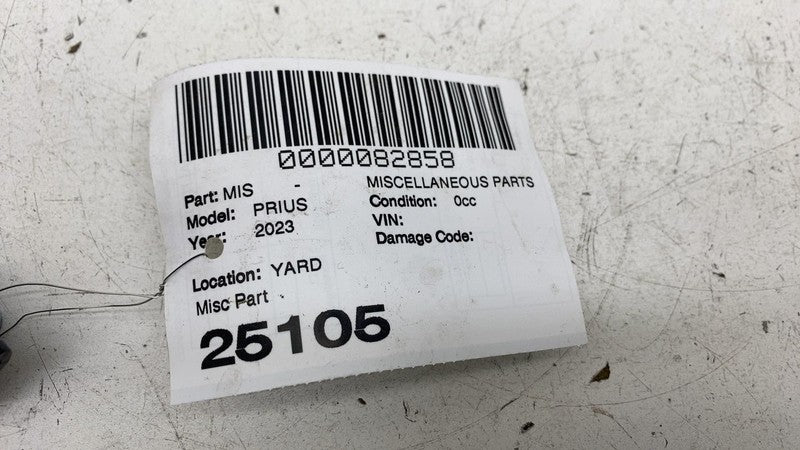 ⭕ 2023-2025 Toyota Prius Rear Passenger Side Seat Belt Buckle Right RH