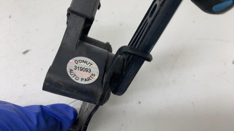 PT00039806 ⭕ 22-24 Rivian R1S Rear Left Suspension Height Level Air Ride Sensor PT00039806