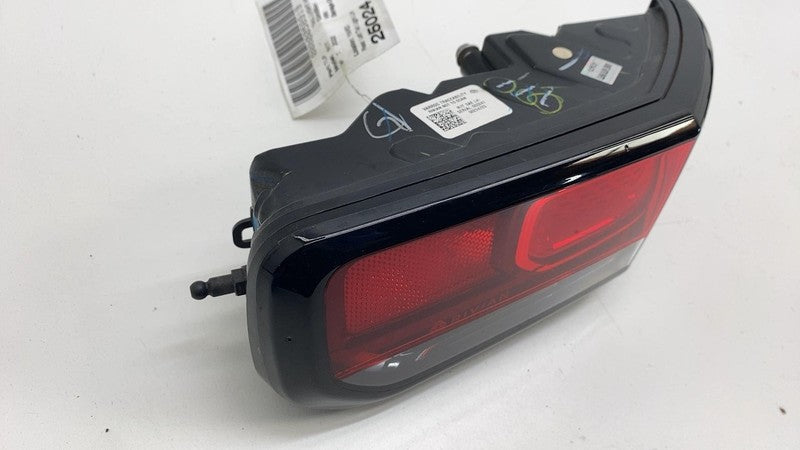 PT00000471-K ⭕ 22-24 R1S R1T Rear Driver Side Outer Taillight LED Tail Lamp Left PT00000471-K