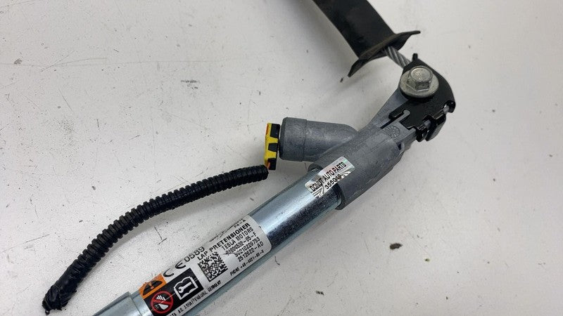 ⭕16-20 Tesla Model X Front Right Seat Belt 1st Row Lap Pretensioner 10