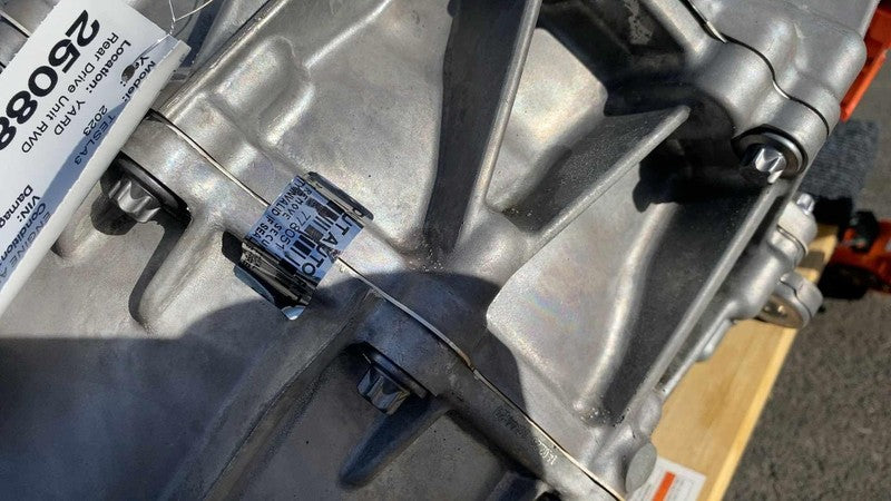 1120990 17 J ⭕ 23-25 Model 3 Rear Drive Unit Engine Electric Motor Low Current 1120990-17-J